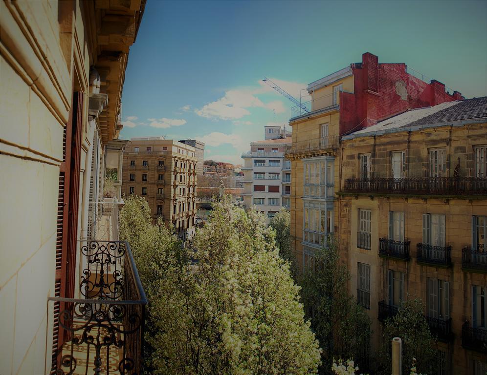 Pension Aristizabal San Sebastián Eksteriør billede